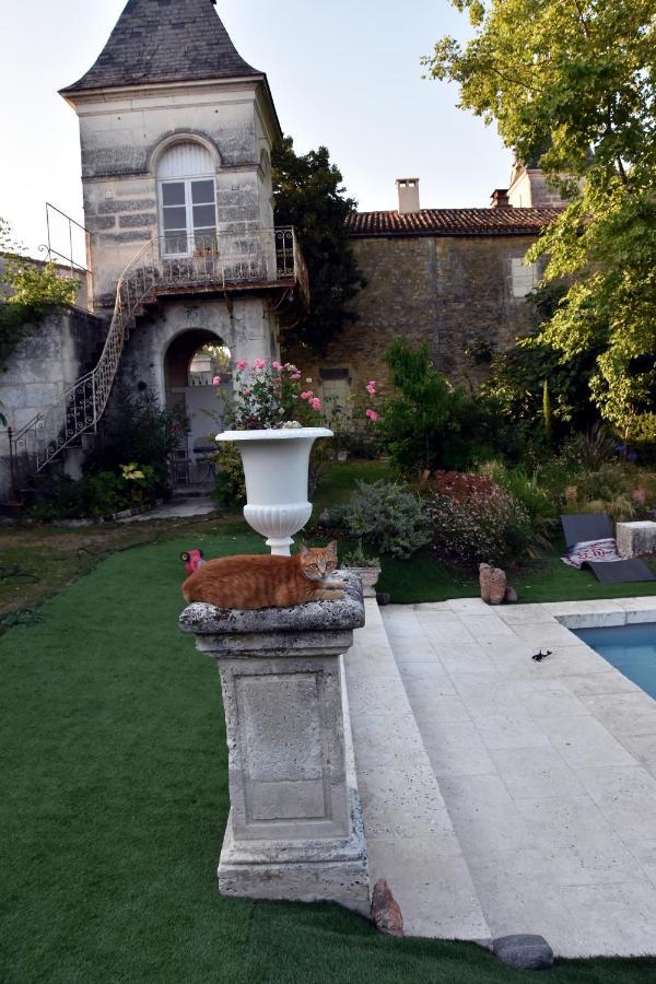 Les Hirondelles Bed & Breakfast Fleac Dış mekan fotoğraf