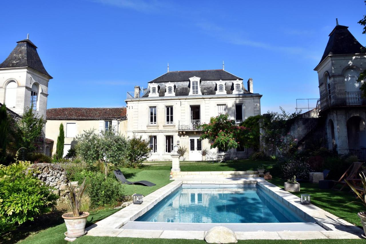 Les Hirondelles Bed & Breakfast Fleac Dış mekan fotoğraf